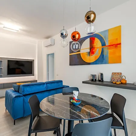 Tower View Luxury Apartment On The River Pisa Exterior photo